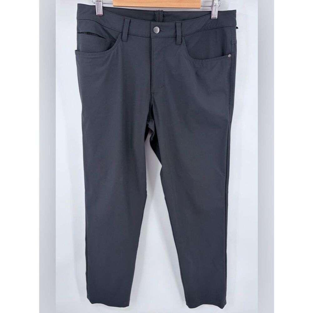 Lululemon ABC classic warpstreme pant 32” dark gray men’s 33 chino performance
